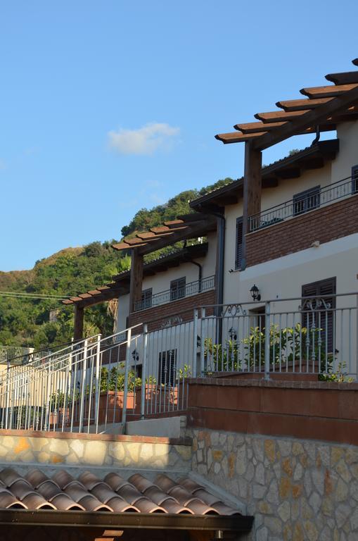 Villa Oscar تروبيا الغرفة الصورة