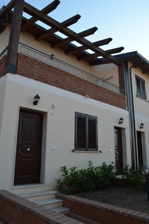 Villa Oscar تروبيا الغرفة الصورة